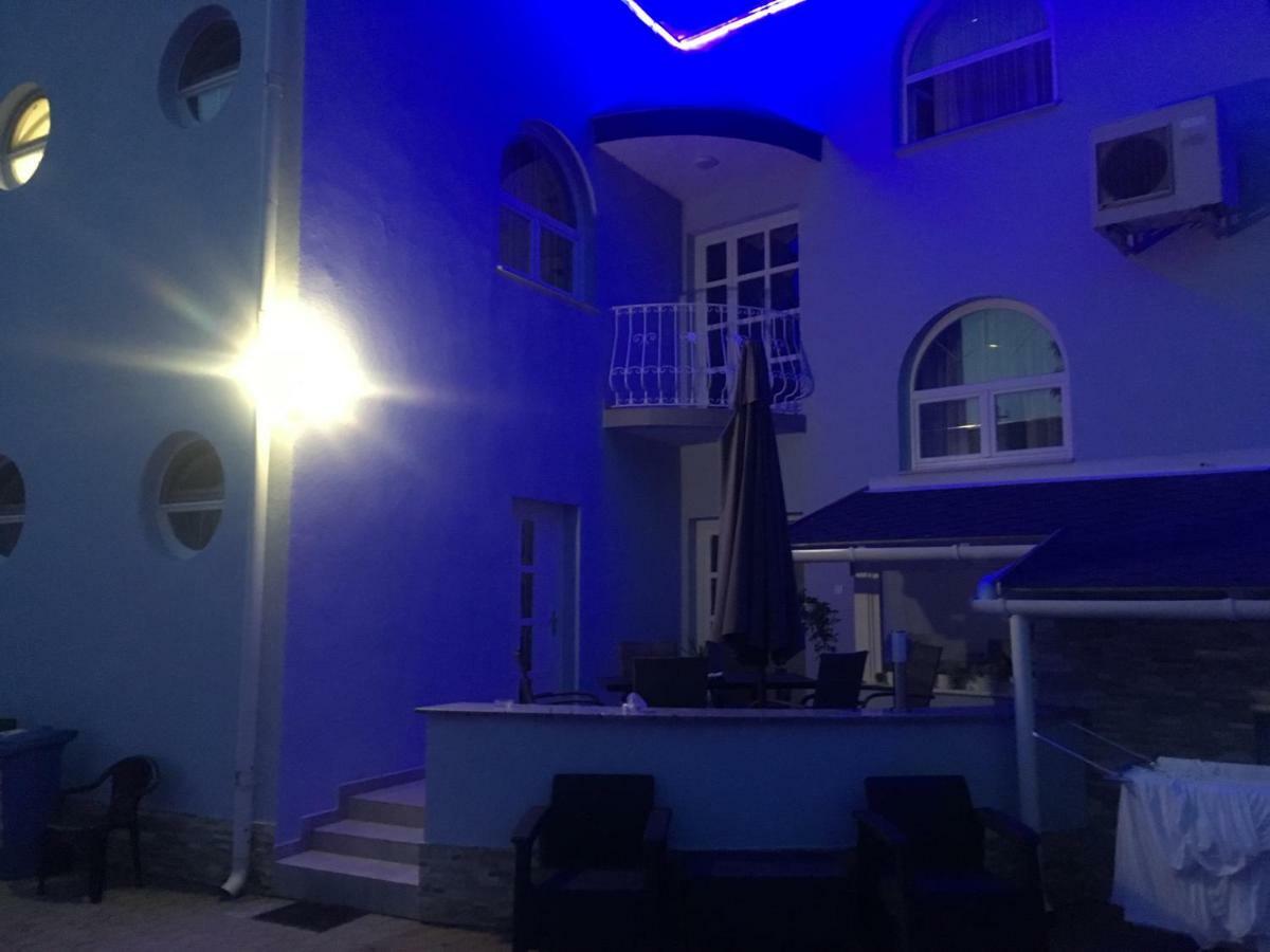 Márvány Panzió Hajdúszoboszló Exterior foto